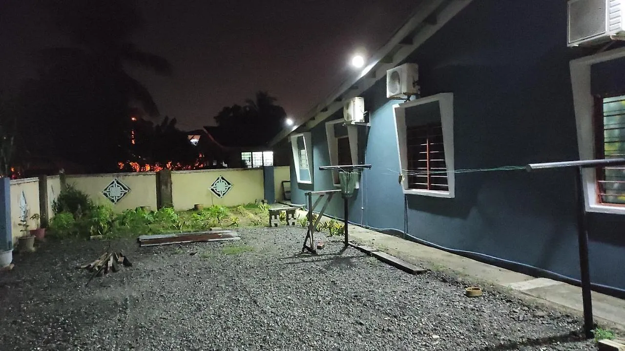 Σπίτι διακοπών Homestay Opah Parit Buntar, Perak