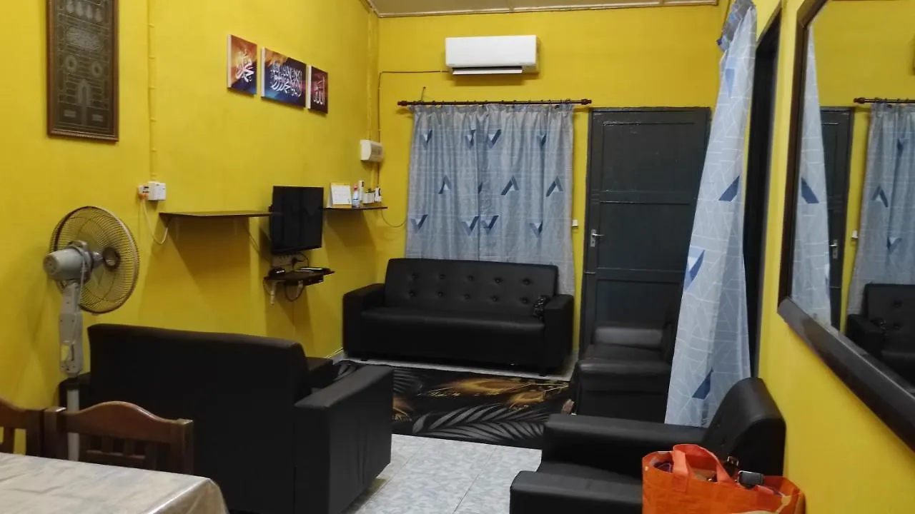 Σπίτι διακοπών Homestay Opah Parit Buntar, Perak