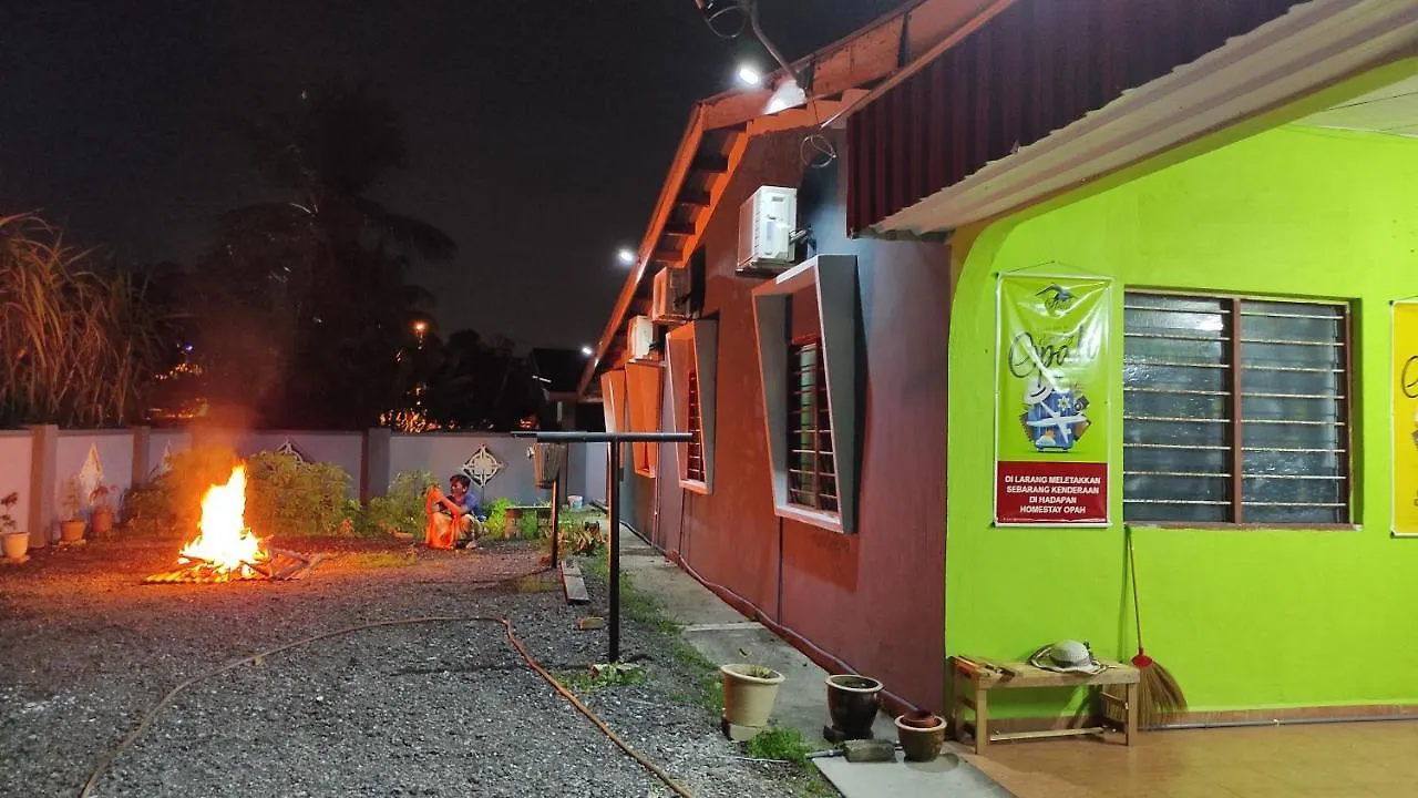 度假居 Homestay Opah Parit Buntar, Perak