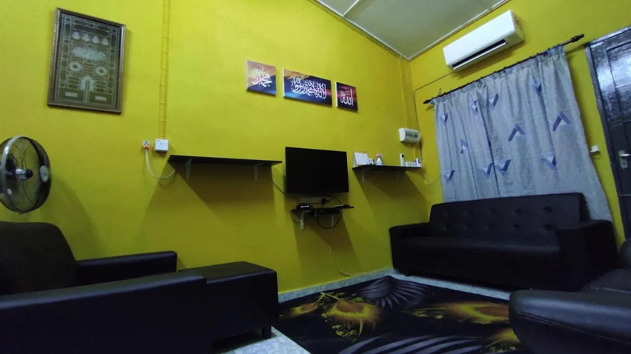 Homestay Opah Parit Buntar, Perak Σπίτι διακοπών