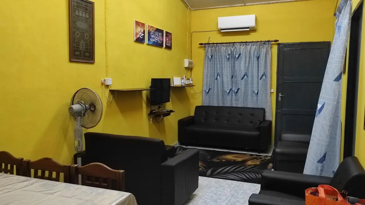 Σπίτι διακοπών Homestay Opah Parit Buntar, Perak Μαλαισία